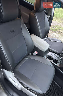 Внедорожник / Кроссовер Kia Sorento 2010 в Яготине