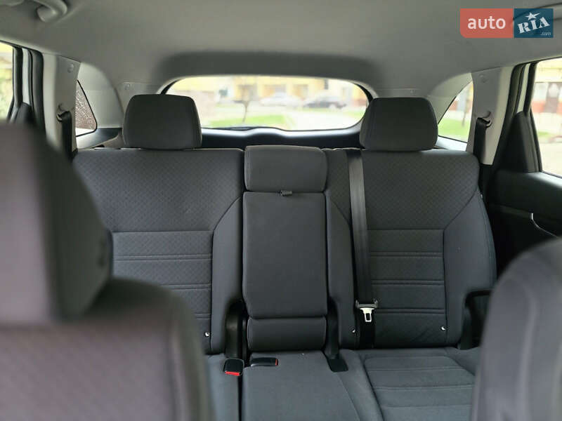 Позашляховик / Кросовер Kia Sorento 2017 в Івано-Франківську