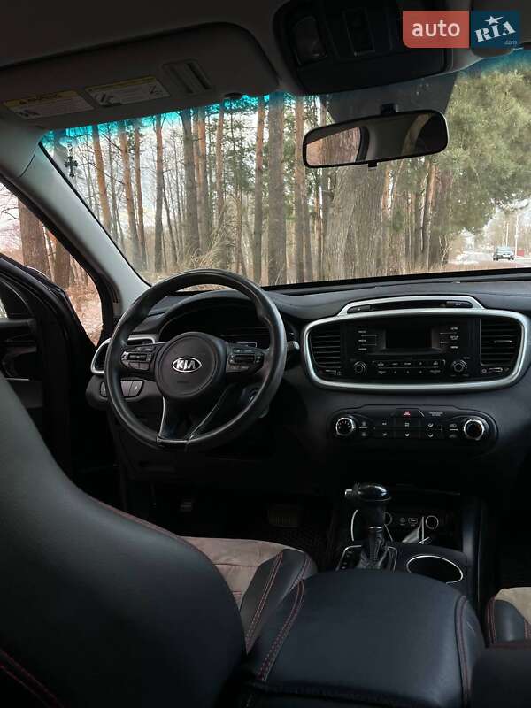 Внедорожник / Кроссовер Kia Sorento 2015 в Коростене