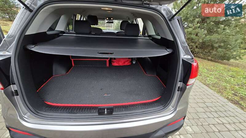 Внедорожник / Кроссовер Kia Sorento 2015 в Самборе