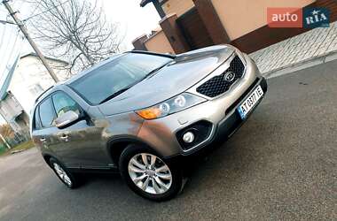 Позашляховик / Кросовер Kia Sorento 2011 в Івано-Франківську