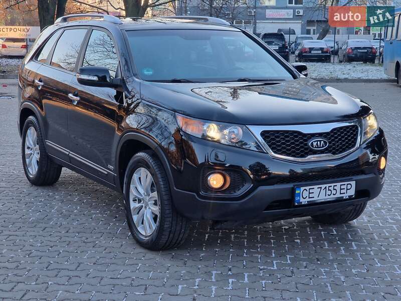 Позашляховик / Кросовер Kia Sorento 2010 в Чернівцях