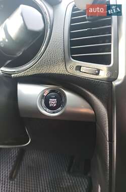 Внедорожник / Кроссовер Kia Sorento 2012 в 