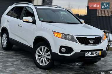 Позашляховик / Кросовер Kia Sorento 2012 в Стрию