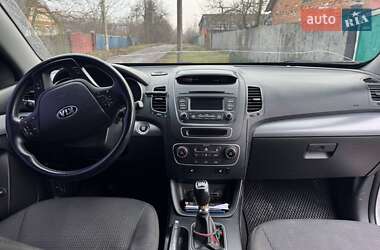 Внедорожник / Кроссовер Kia Sorento 2013 в 