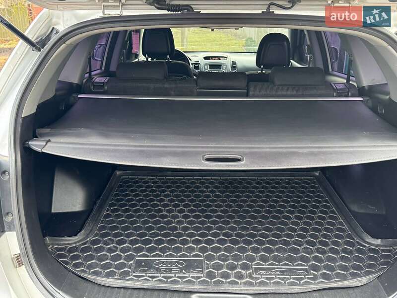 Внедорожник / Кроссовер Kia Sorento 2013 в Ромнах