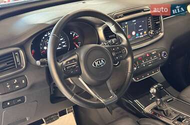 Позашляховик / Кросовер Kia Sorento 2015 в Львові