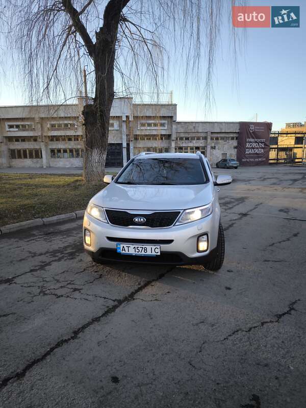 Внедорожник / Кроссовер Kia Sorento 2013 в Ивано-Франковске