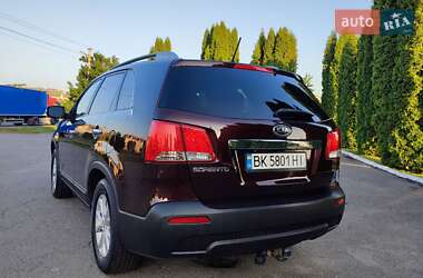 Позашляховик / Кросовер Kia Sorento 2010 в Дубні