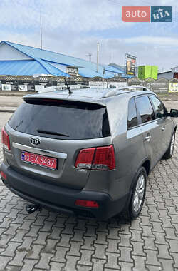 Внедорожник / Кроссовер Kia Sorento 2011 в Новоселице