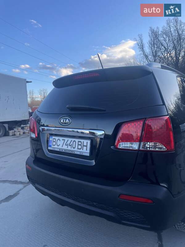 Внедорожник / Кроссовер Kia Sorento 2012 в Львове