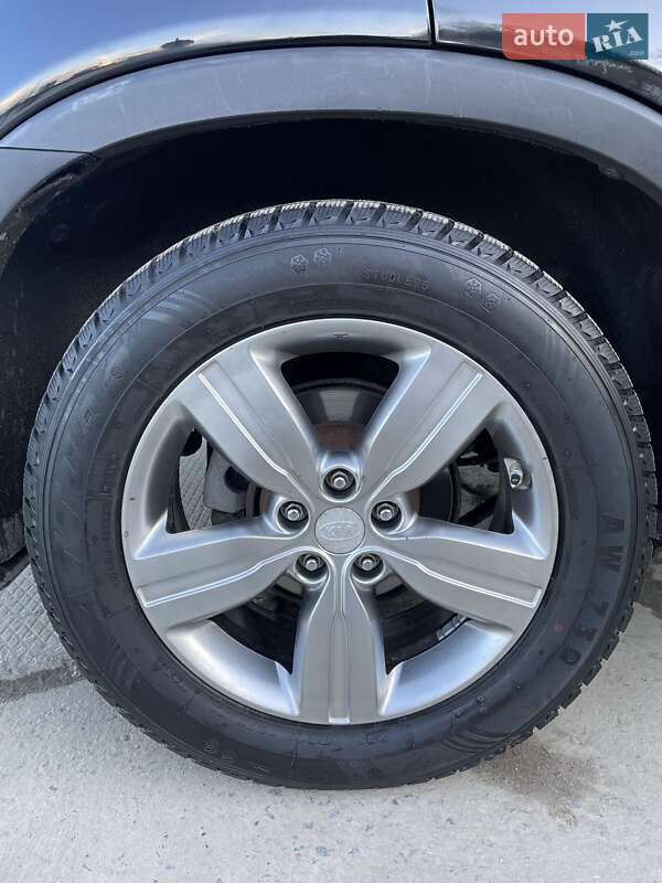 Внедорожник / Кроссовер Kia Sorento 2012 в Львове