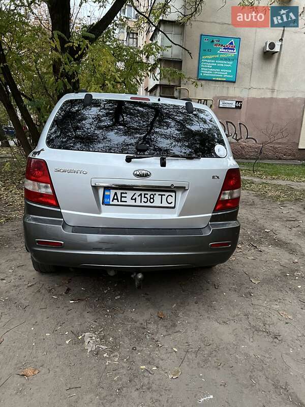 Внедорожник / Кроссовер Kia Sorento 2005 в Запорожье