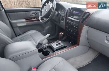 Внедорожник / Кроссовер Kia Sorento 2004 в 