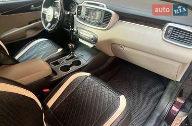 Внедорожник / Кроссовер Kia Sorento 2015 в 