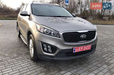 Внедорожник / Кроссовер Kia Sorento 2016 в Червонограде