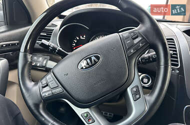 Внедорожник / Кроссовер Kia Sorento 2013 в Ивано-Франковске