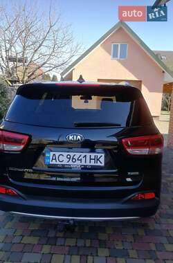 Внедорожник / Кроссовер Kia Sorento 2015 в 