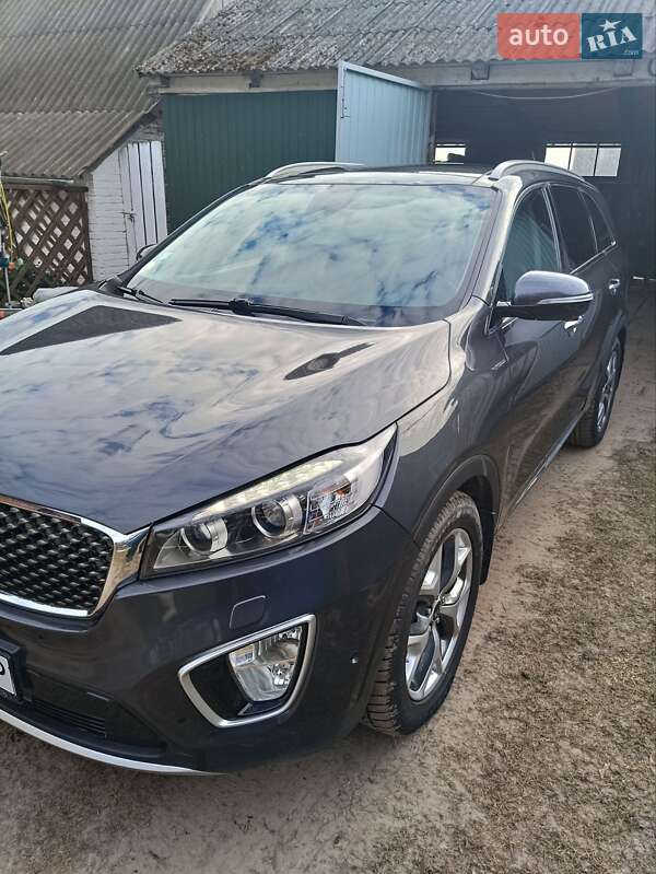 Позашляховик / Кросовер Kia Sorento 2016 в Володимирі