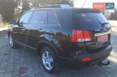 Внедорожник / Кроссовер Kia Sorento 2010 в 
