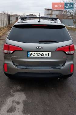 Внедорожник / Кроссовер Kia Sorento 2014 в 