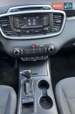 Внедорожник / Кроссовер Kia Sorento 2015 в Львове