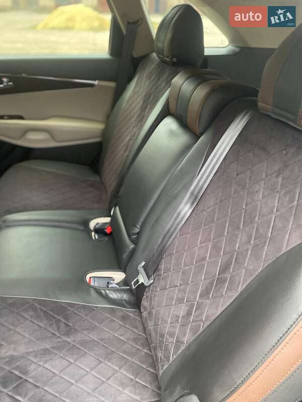 Позашляховик / Кросовер Kia Sorento 2016 в Тернополі