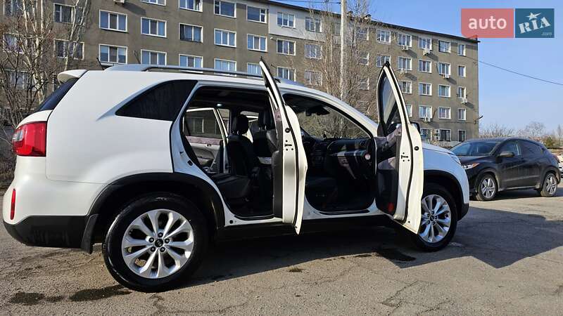 Внедорожник / Кроссовер Kia Sorento 2012 в Днепре