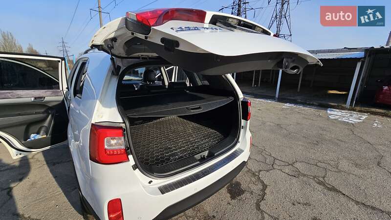 Внедорожник / Кроссовер Kia Sorento 2012 в Днепре