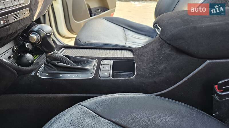 Внедорожник / Кроссовер Kia Sorento 2012 в Днепре