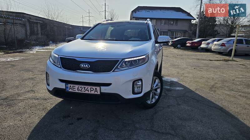 Внедорожник / Кроссовер Kia Sorento 2012 в Днепре