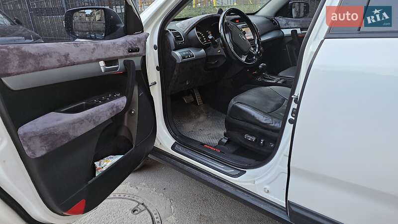 Внедорожник / Кроссовер Kia Sorento 2012 в Днепре