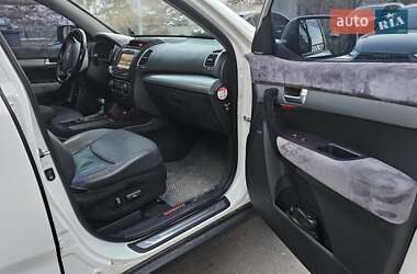 Внедорожник / Кроссовер Kia Sorento 2012 в 