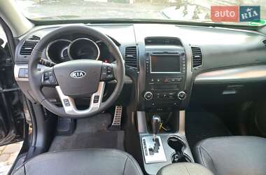 Внедорожник / Кроссовер Kia Sorento 2012 в Макарове