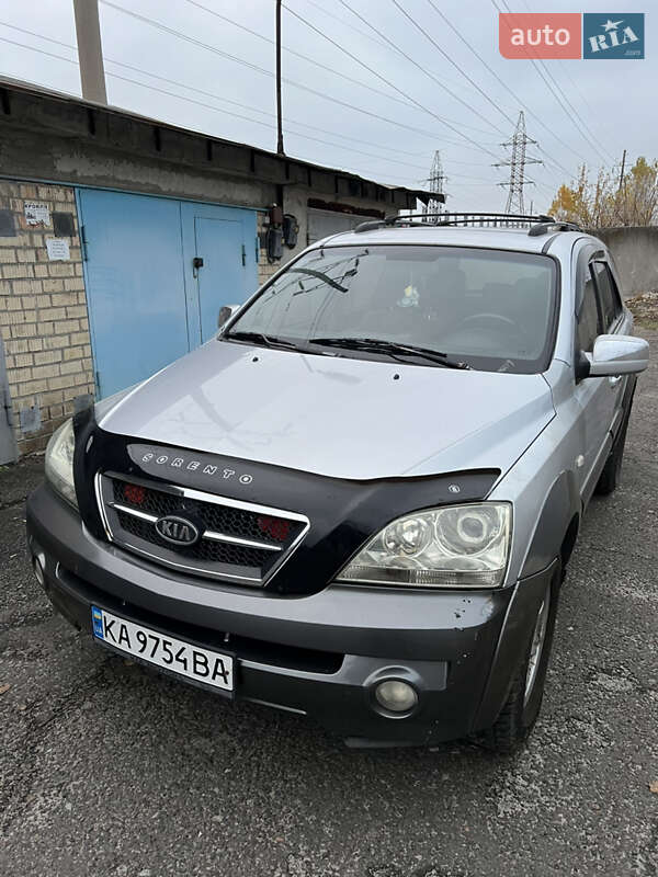 Позашляховик / Кросовер Kia Sorento 2004 в Києві