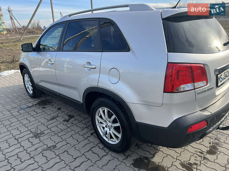 Позашляховик / Кросовер Kia Sorento 2010 в Радехові