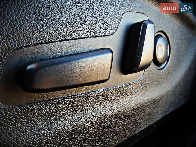 Позашляховик / Кросовер Kia Sorento 2016 в Черкасах