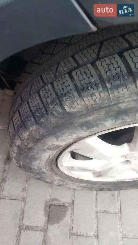 Внедорожник / Кроссовер Kia Sorento 2011 в Кременце