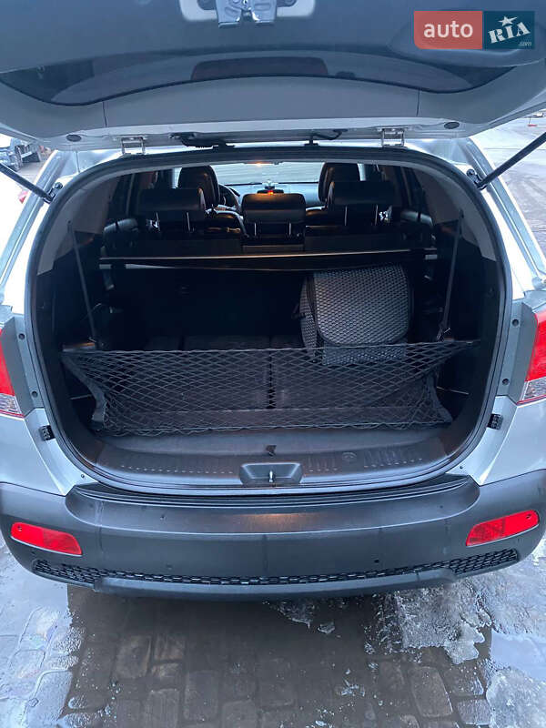 Внедорожник / Кроссовер Kia Sorento 2012 в Киеве