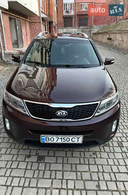 Внедорожник / Кроссовер Kia Sorento 2013 в Чорткове