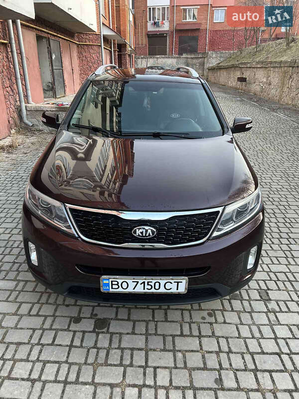 Позашляховик / Кросовер Kia Sorento 2013 в Чорткові