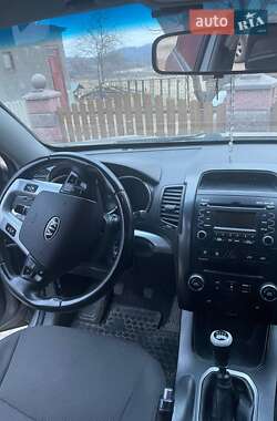 Внедорожник / Кроссовер Kia Sorento 2012 в 