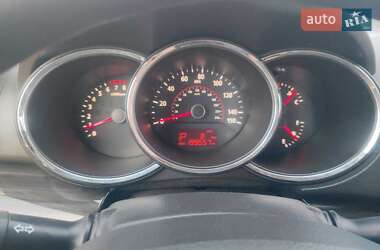 Внедорожник / Кроссовер Kia Sorento 2010 в 