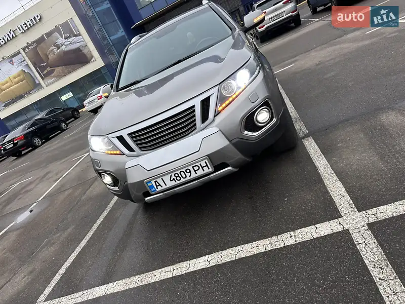 Позашляховик / Кросовер Kia Sorento 2012 в 