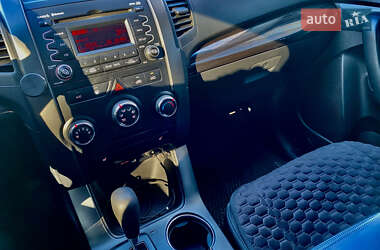 Внедорожник / Кроссовер Kia Sorento 2010 в 