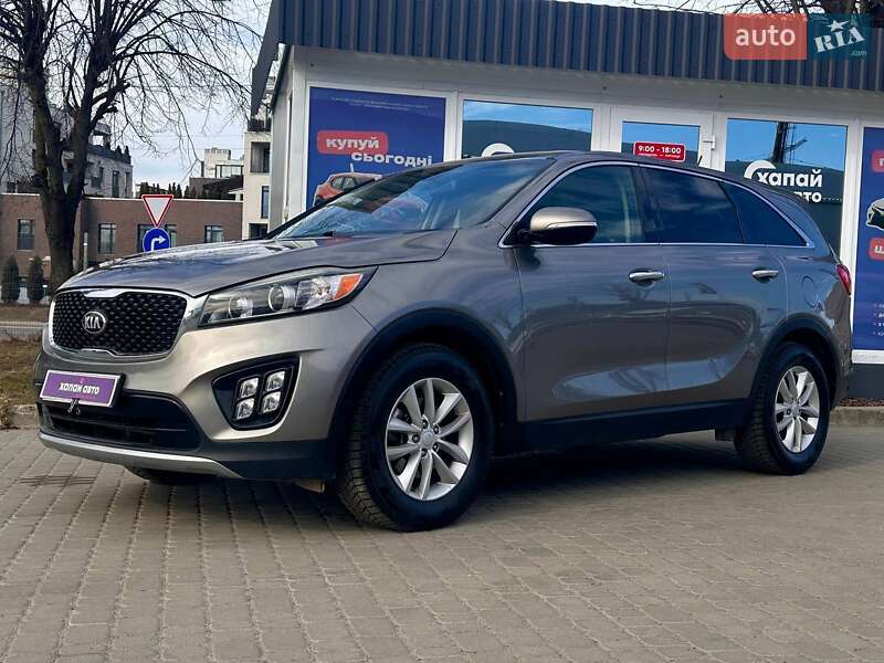 Позашляховик / Кросовер Kia Sorento 2017 в Львові