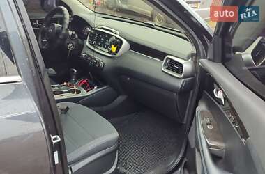 Позашляховик / Кросовер Kia Sorento 2017 в 
