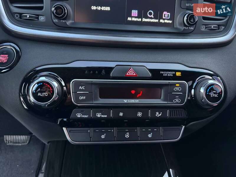 Внедорожник / Кроссовер Kia Sorento 2019 в Киеве