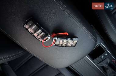 Позашляховик / Кросовер Kia Sorento 2019 в 