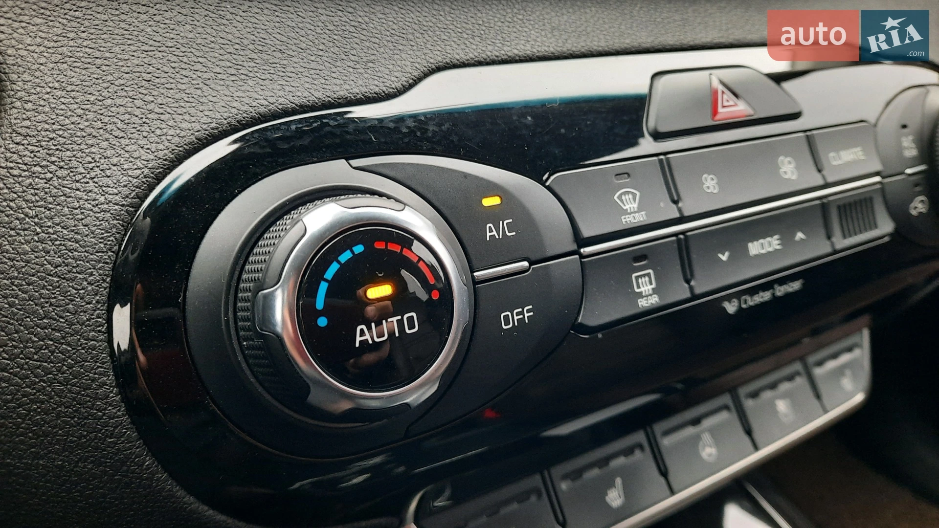 2015 Kia Sorento - мініатюра 32